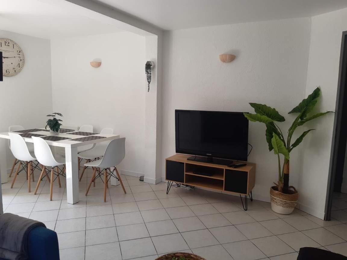 Appartement 3 Pieces Dans Maison Individuelle Entre Mer Et Montagnes Bouyon ภายนอก รูปภาพ